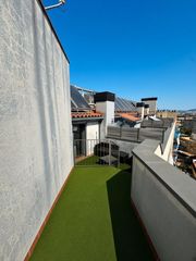 Duplex in Carrer de g�ell i ferrer 129. Gran oportunidad