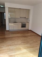Location Appartement à Carrer de sant valentí 64. Piso seminuevo muy centrico