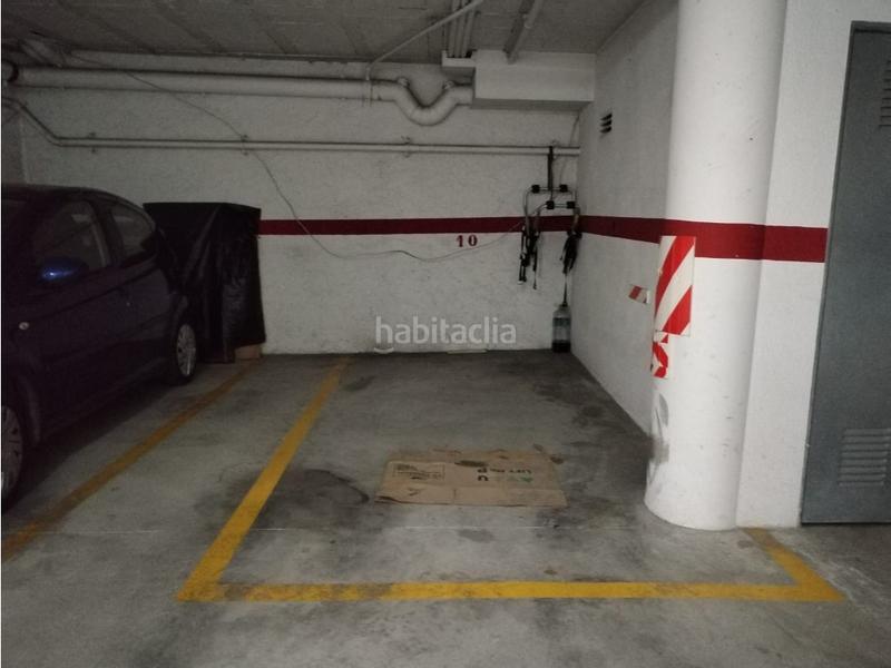 Foto 3a39b03b-b2f7-481c-ad36-b16f809518aa. Parking coche al carrer miquel cuní en Calella