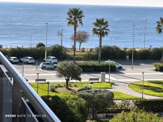 Duplex  N/a. Dúplex a residencial de 85 m2, 2 hab.  1 hab doble, més golfes,