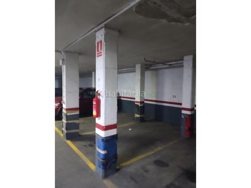 Foto 277b3560-ab2c-45c0-b391-377ad7a6b6c6. Aparcament cotxe a Calella