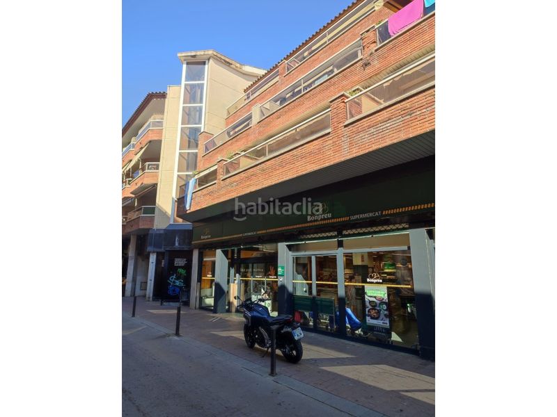 Foto 8f73e56d-9c9a-4462-9486-32b585ab5c6b. Aparcament cotxe a Calella