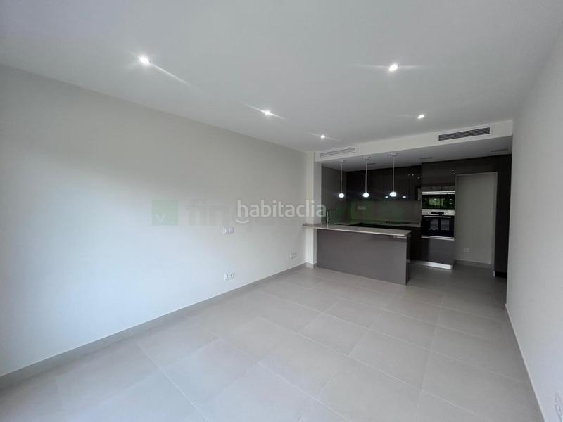 Foto fb23d57f-cae7-4a55-95a5-3208f8d8525f. Alquiler piso pis d obra nova per llogar a en Calella