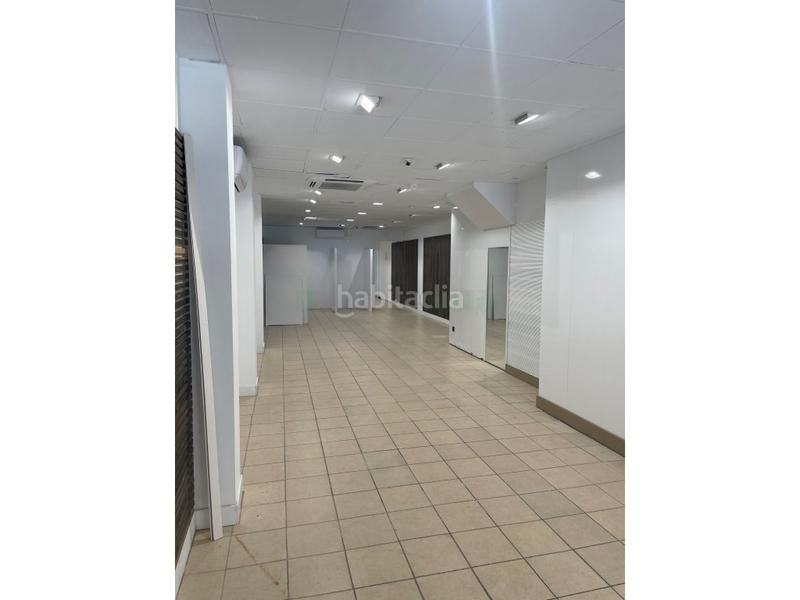 Foto bf7f1565-6a66-45c7-91ff-e3cb6daaf9bb. Lloguer local comercial a Calella