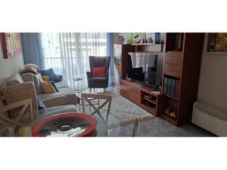 Appartement  N/a. Pis impecable seminou al centre de la població, 1 hab. menjador,