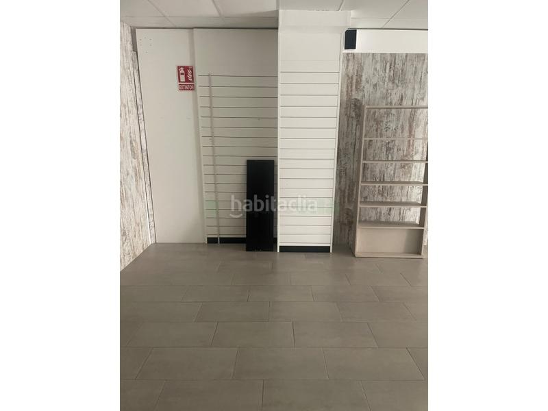 Foto b892e612-5368-4752-900c-ed0a16cd5746. Location local commercial dans Calella