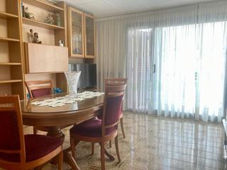 Appartement  Calle colon. Pis molt gran al centre, finca de pocs veïns