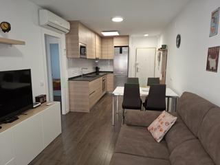 Pis  Calle calella. Pis en venda a 1 minut de la platjadescobreix aquest magnífic pi