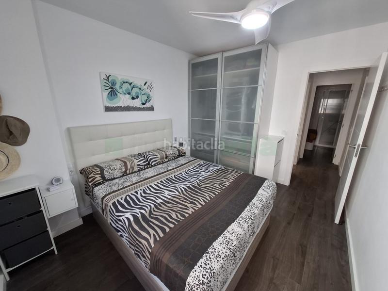 Foto 0b75fbef-7ff2-4e42-bc2c-08a43096a53d. Pis amb piscina a Centre Pineda de Mar