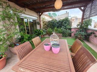 Pis  Carrer república dominicana. Espectacular i ampli pis amb 80 m de terrasses i una situació im