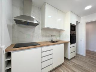 Miete Etagenwohnung  Calle turisme. Pis per llogar a calella  contacte 682,731,953