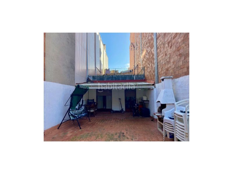 Foto c0c35be6-97eb-4f47-8ef7-2fb9c656139b. Casa amb aparcament a Calella