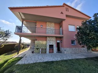 Maison  Calle rafael. Casa en el pinemar