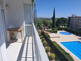 Flat  Urbanizacion vall la. Apartamento d1 habitació, gran terrassaamb bones vistes i piscin
