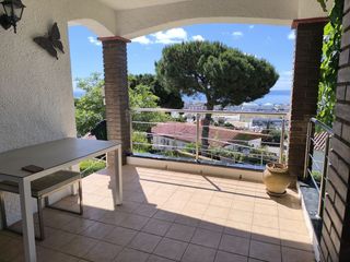 Casa  Calle himalaia. Casa amb vistes panor�miques a santa susanna  zona residencial t