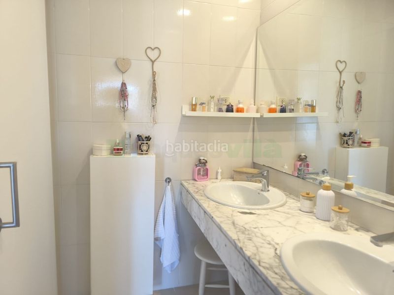 Foto 8804bae2-bef6-42aa-95f8-ebcc25fc6beb. Casa amb calefacció aparcament a Calella