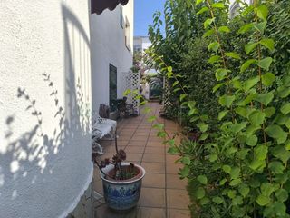 Maison  Calle rubens. El luxe de viure en una casa aillada en una zona tranquila a dos