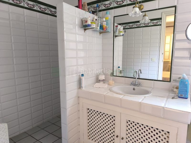 Foto d4e1b154-9828-4877-a3bc-134539b05014. Casa amb aparcament a Centre Pineda de Mar