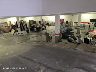 Local Comercial a Calle Esglesia