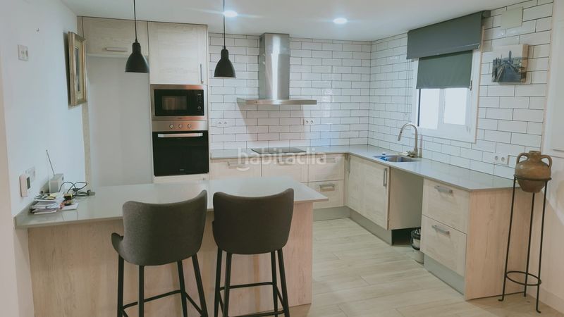 Foto e4abcc94-4d8f-4b62-ae81-176c1b6ad43e. Casa adossada a Vila-seca poble Vila-seca