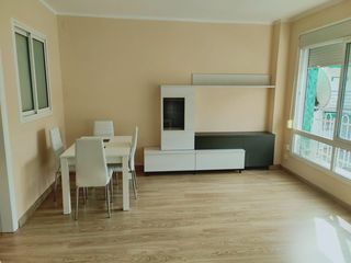 Miete Etagenwohnung  Carrer valència. Piso con 4 habitaciones con aire acondicionado