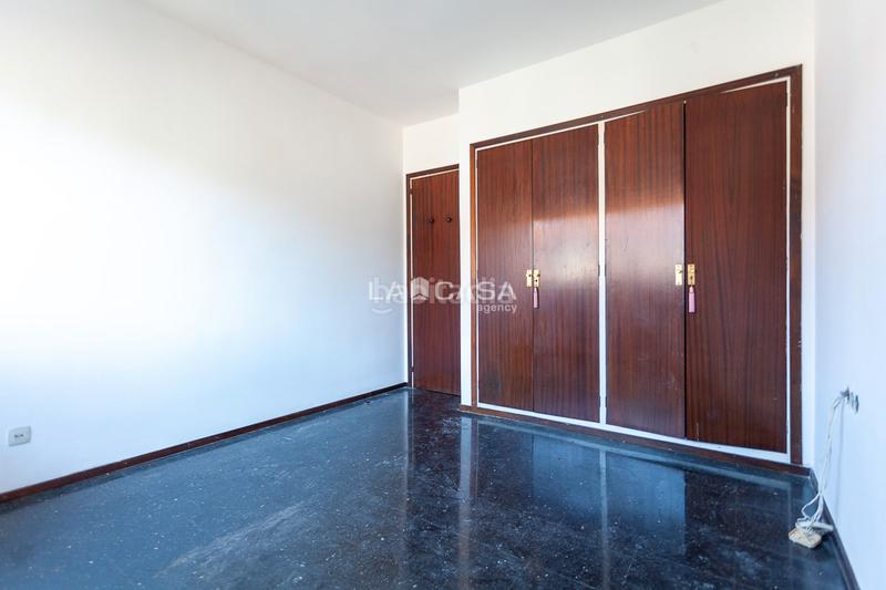 Foto 6cfeac40-e929-4452-aa94-40fa2b4465f6. Piso en El Camp de l´Arpa del Clot Barcelona