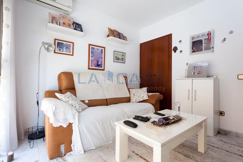 Foto ecf73acd-70d6-4096-a64a-70eaad04ccbb. Dúplex amb calefacció a Les Planes Hospitalet de Llobregat (L´)