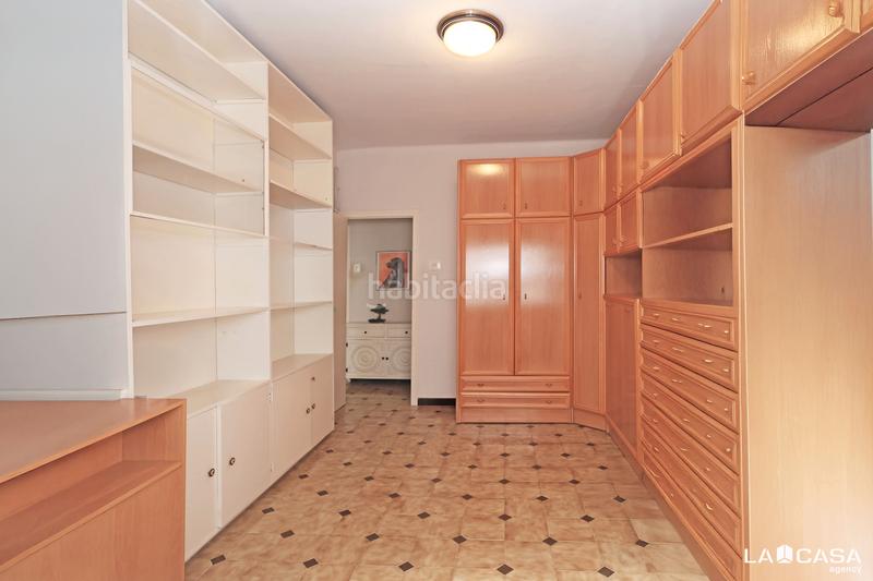 Foto 3886f876-9559-44b2-9bd7-b3210e9be5c2. Ground floor in Can Vidalet Esplugues de Llobregat