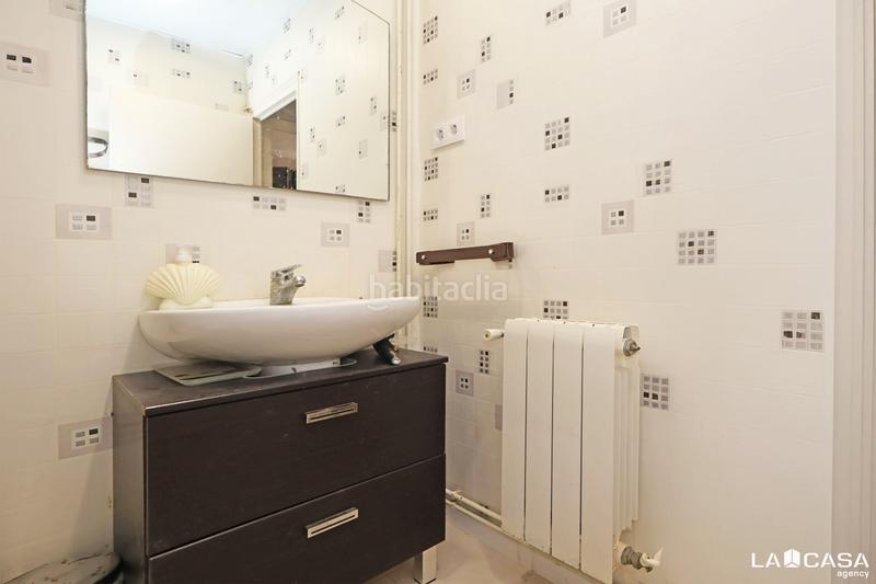 Foto f97fd9f3-a4b1-417f-9387-641fa83507e1. Ground floor in Can Vidalet Esplugues de Llobregat