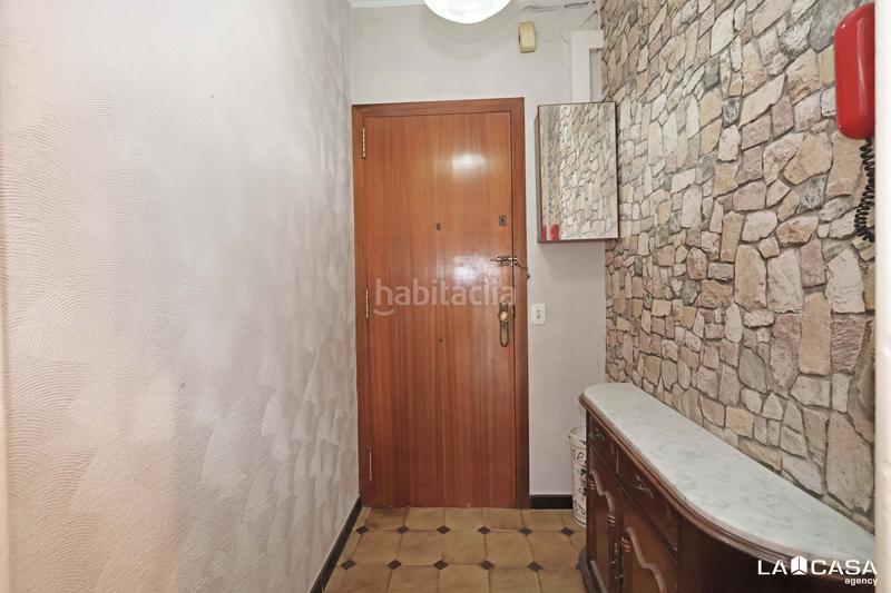 Foto dd499fee-97e5-4564-8301-8a95684bd367. Rez-de-chaussée dans Can Vidalet Esplugues de Llobregat