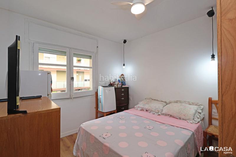 Foto 3bf4ba8b-e05b-4dc2-8b2a-14ef0ccf96c8. Etagenwohnung in Can Vidalet Esplugues de Llobregat