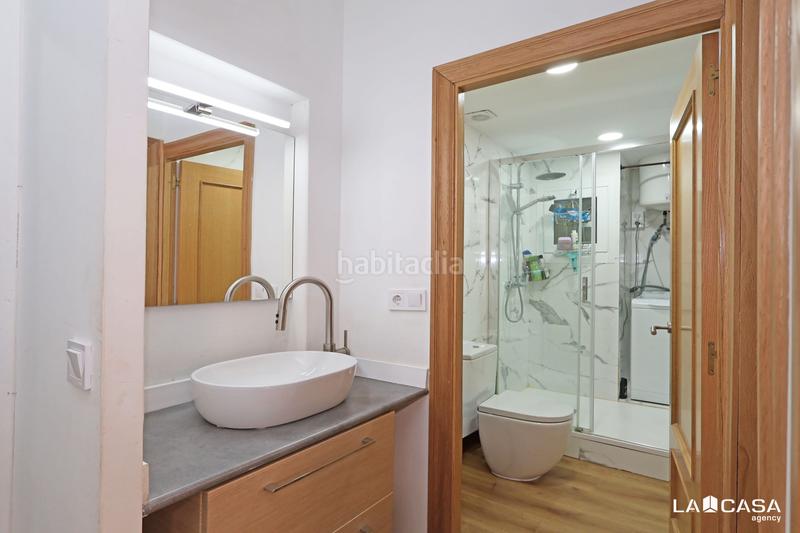 Foto 4c56fc26-95b3-47b1-83e7-55bd76bc4c89. Etagenwohnung in Can Vidalet Esplugues de Llobregat