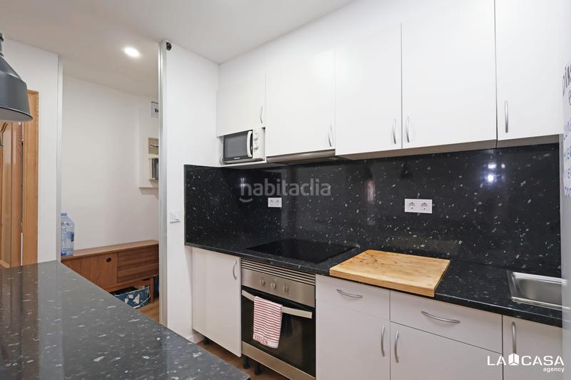 Foto d0913243-c16c-40d1-abb0-c4cb96e4385d. Etagenwohnung in Can Vidalet Esplugues de Llobregat