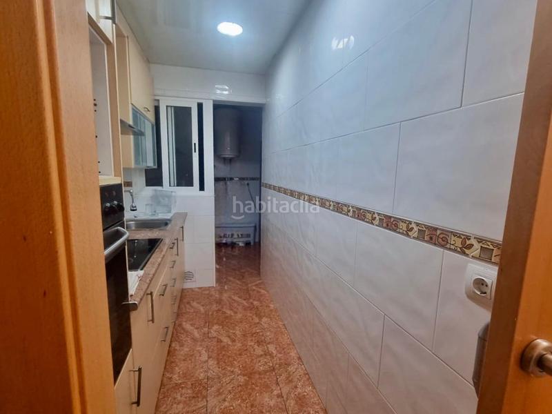 Foto 5cc62bb0-400b-45cd-8f3f-9dfbdfdea566. Flat in Can Vidalet Esplugues de Llobregat