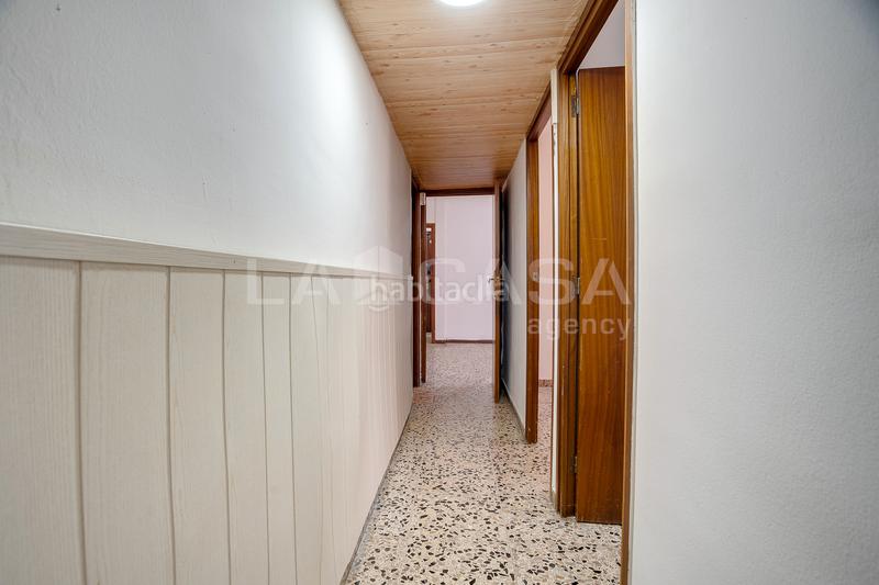 Foto d92dda36-5528-46ea-9d4d-0f6f4ac9ad5b. Flat with heating in La Verneda - La Pau Barcelona