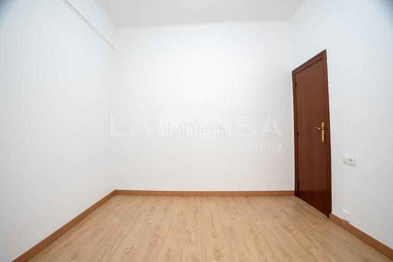 Foto d6335fe7-cc8c-46a5-bd88-49d7951454fd. Etagenwohnung in Provençals del Poblenou Barcelona