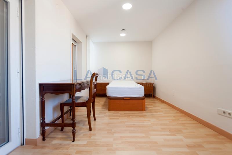 Foto c7a4f543-140a-49bc-b541-f54fad17e61c. Àtic a Sagrada Família Barcelona