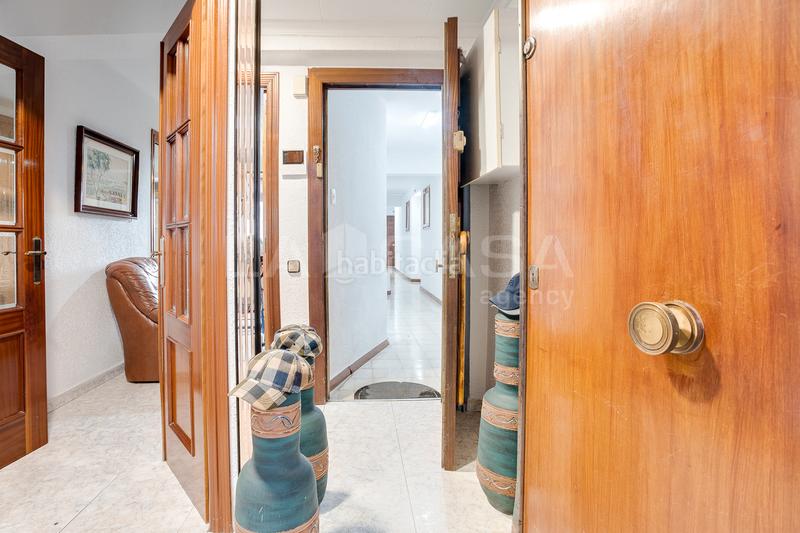 Foto ff98f01a-a3f3-4ec6-90cf-d117e9c56616. Etagenwohnung in La Verneda - La Pau Barcelona