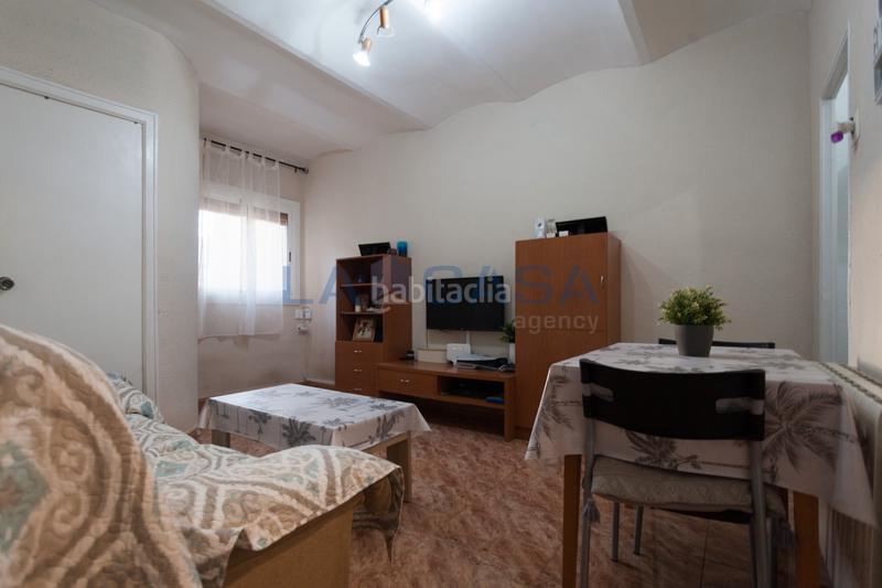 Foto ac7a6a43-a6c3-4abc-b360-199f9d39c5e4. Piso en La Florida Hospitalet de Llobregat (L´)