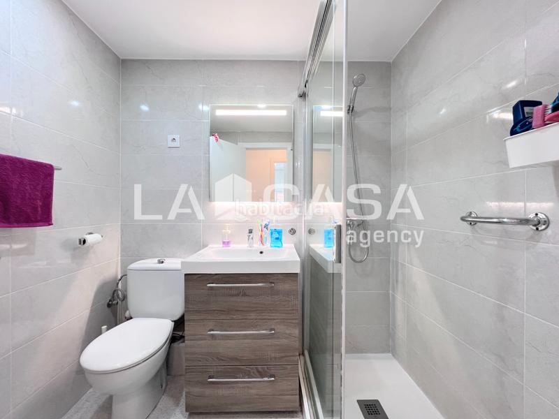 Foto 04544fd7-4def-41d7-a56f-f0833ba39988. Piso en Llefià Badalona