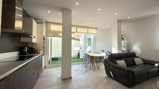 Pis a El Camp de l´Arpa del Clot