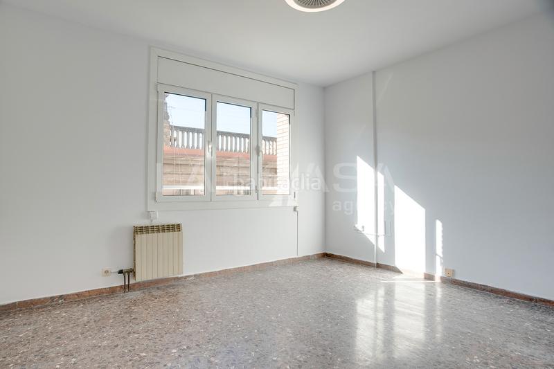 Foto 21213e67-40bd-428d-966c-e91525a3dfeb. Àtic a El Camp d´en Grassot i Gràcia Nova Barcelona