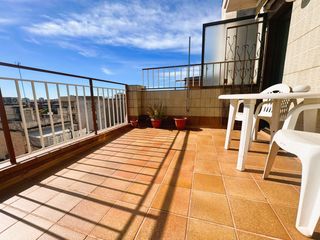 Àtic a Sant Josep. La casa agency presenta en exclusiva este magnífico ático dúplex