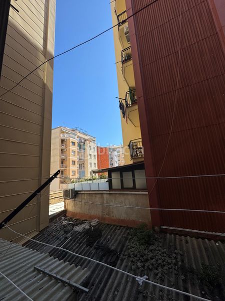 Foto 511c0548-bf50-4418-98c5-b82b4f3e36f1. Pis a El Camp de l´Arpa del Clot Barcelona