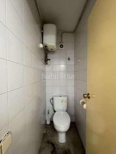Foto b187c5a0-116d-41b6-be04-dd344456bd32. Nau industrial a Centre Hospitalet de Llobregat (L´)