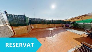 Pis  Carrer del maresme. En venta