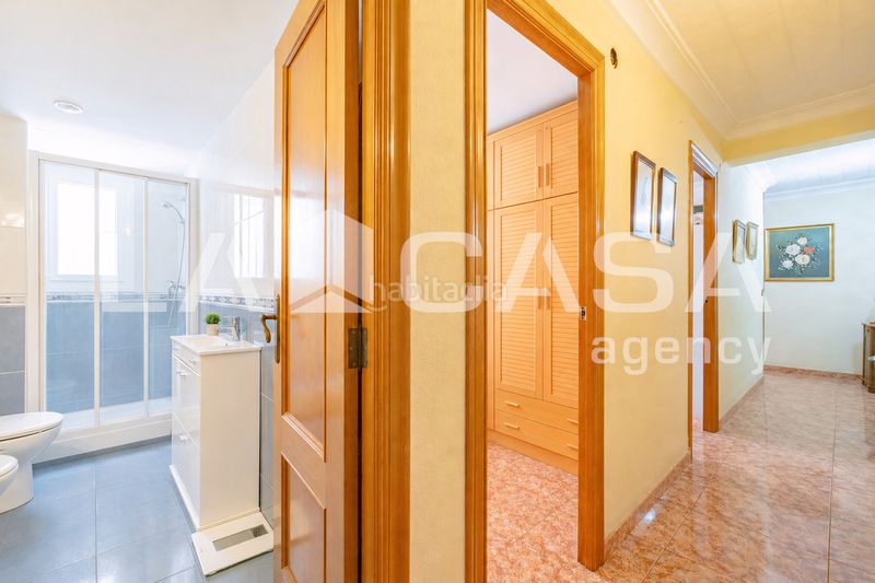 Foto 6a848bc7-a974-449c-baff-4f4be3d3a5ba. Pis a Albors Valencia