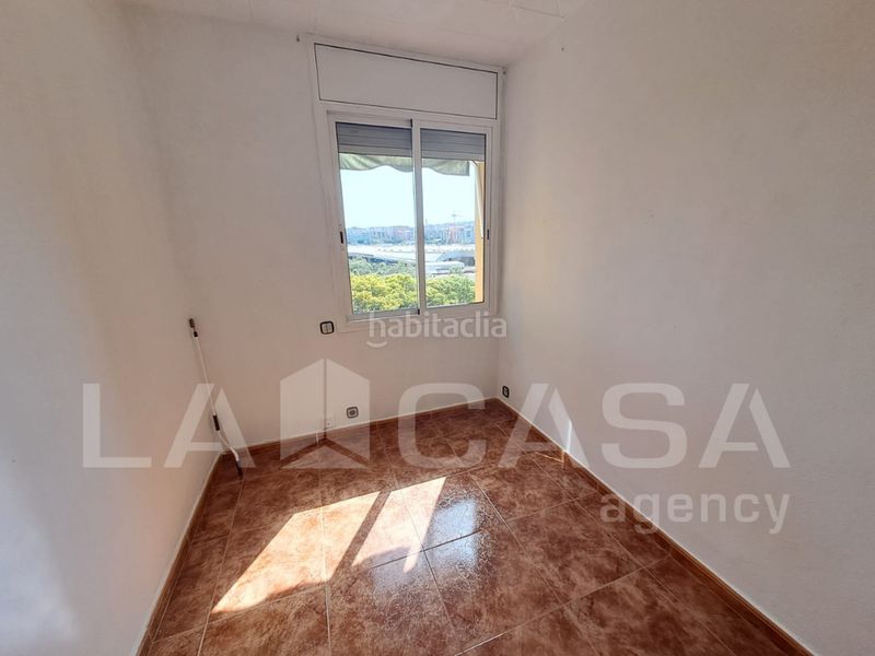 Foto 0edd84b2-5ffd-41b1-ba36-aac3ed8c96a7. Pis a La Verneda - La Pau Barcelona