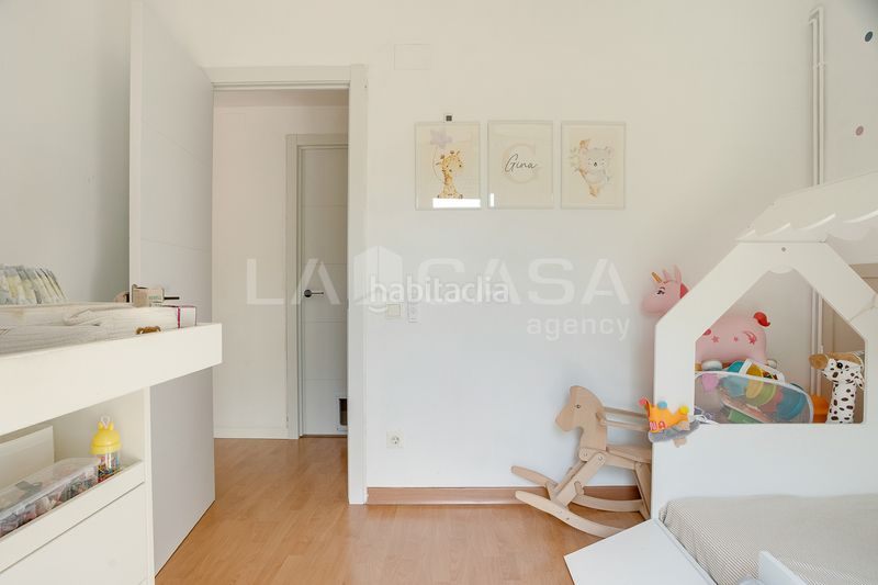 Foto b0a99ba1-1953-4f8b-93ec-872ab58f69fa. Pis amb calefacció a La Verneda - La Pau Barcelona