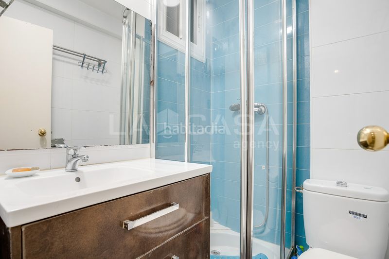 Foto a7ce0e6b-05d1-4b56-95a2-d1850ca32621. Pis a La Verneda - La Pau Barcelona